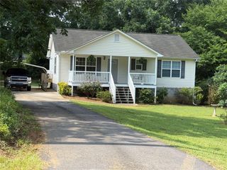 2370 Pine Valley Road, Powder Springs, GA 30127