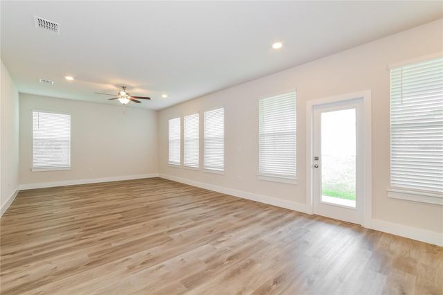 317 S PINE STREET, Deland, FL 32724