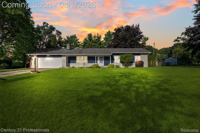 31991 STAMAN, Farmington Hills, MI 48336