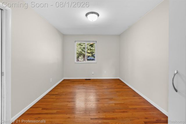 31991 STAMAN, Farmington Hills, MI 48336