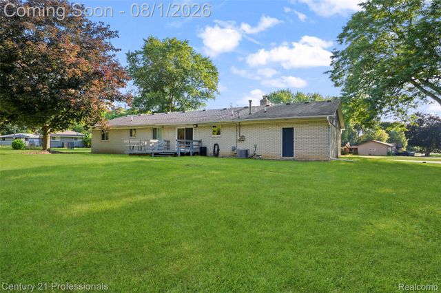 31991 STAMAN, Farmington Hills, MI 48336
