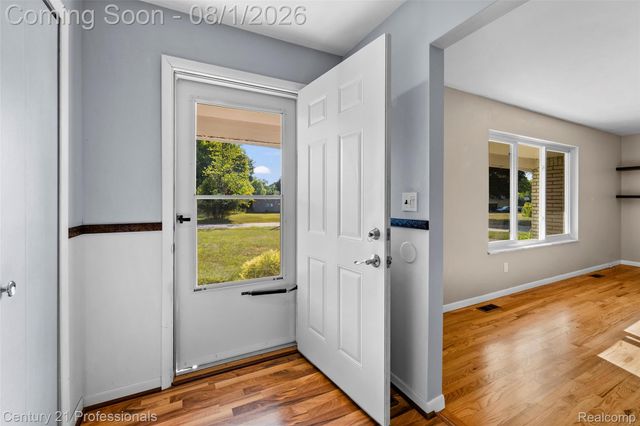 31991 STAMAN, Farmington Hills, MI 48336