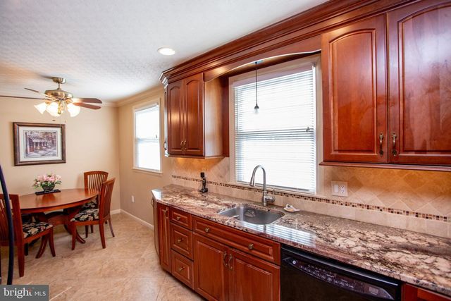 10213 KILBURN RD, Philadelphia, PA 19114