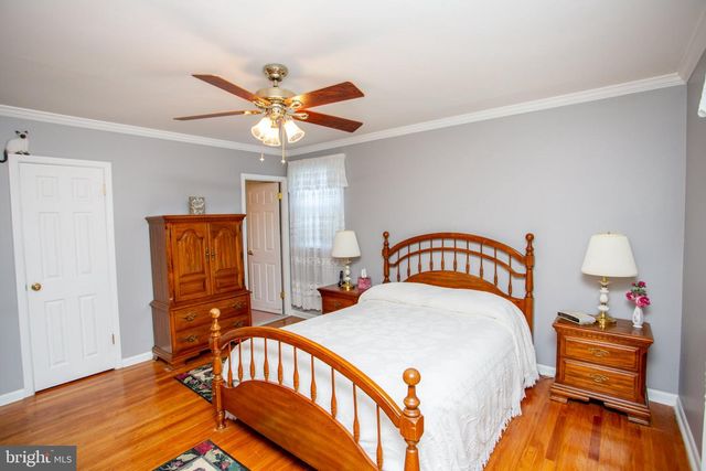 10213 KILBURN RD, Philadelphia, PA 19114