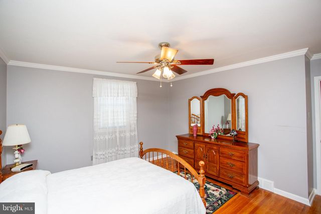10213 KILBURN RD, Philadelphia, PA 19114
