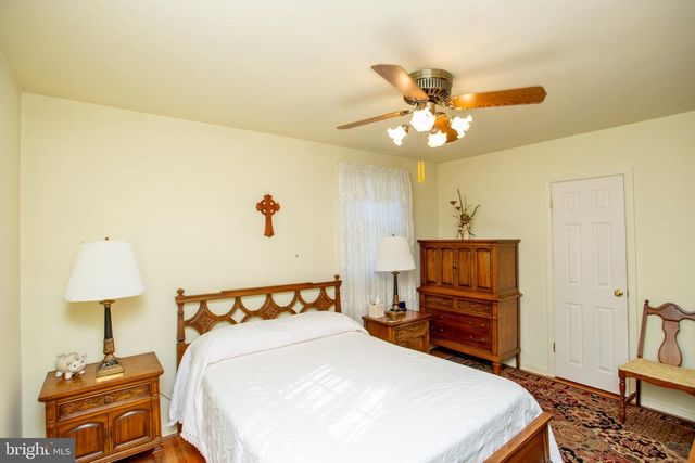 10213 KILBURN RD, Philadelphia, PA 19114