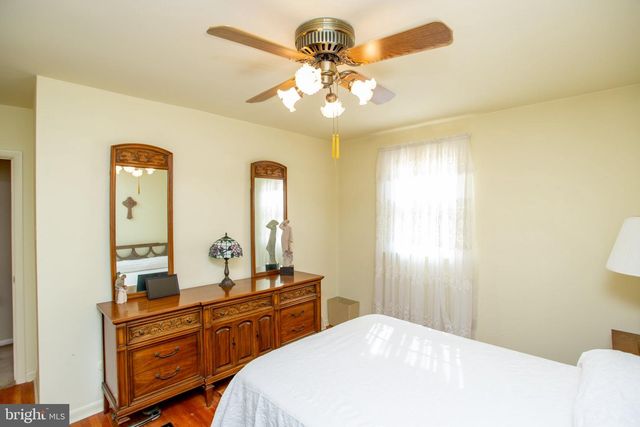 10213 KILBURN RD, Philadelphia, PA 19114