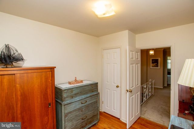 10213 KILBURN RD, Philadelphia, PA 19114