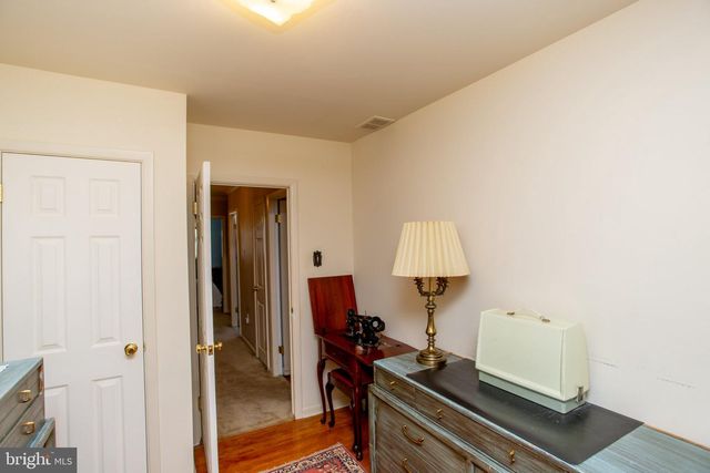 10213 KILBURN RD, Philadelphia, PA 19114