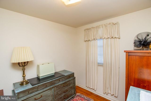 10213 KILBURN RD, Philadelphia, PA 19114