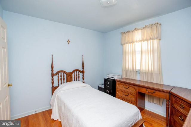 10213 KILBURN RD, Philadelphia, PA 19114
