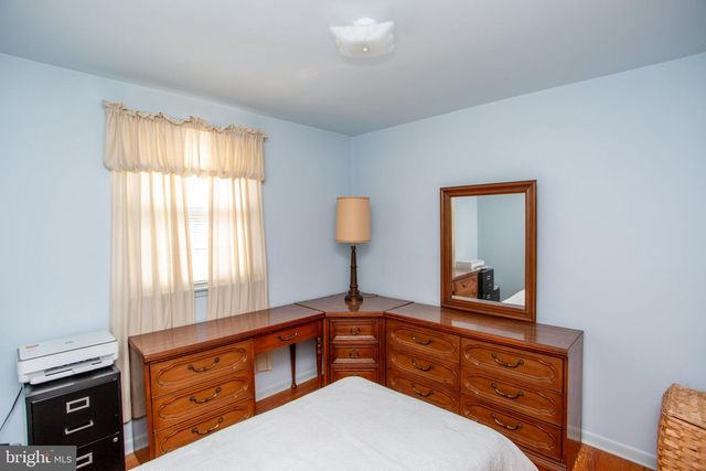 10213 KILBURN RD, Philadelphia, PA 19114