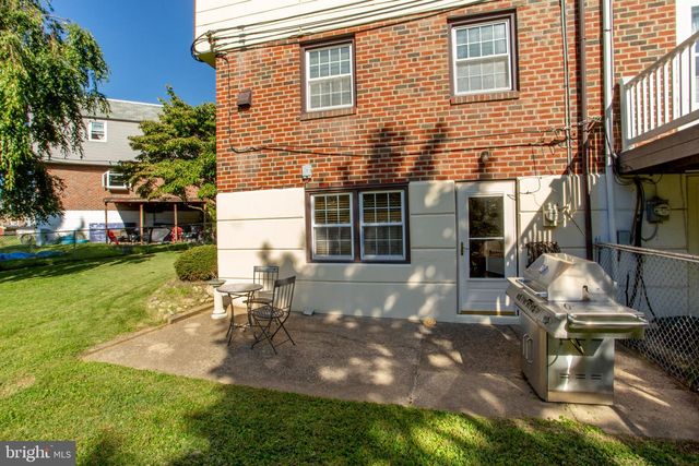 10213 KILBURN RD, Philadelphia, PA 19114
