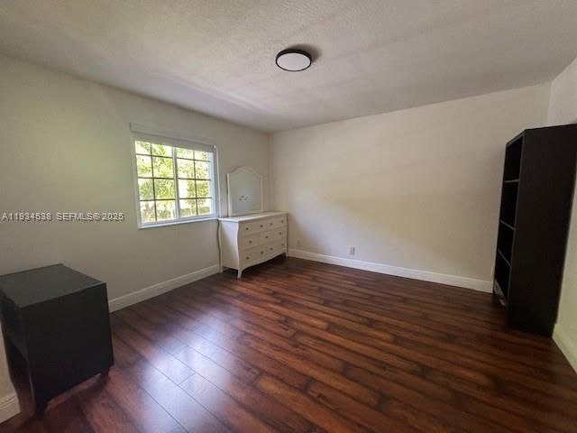 712 Tulip Cir, Weston, FL 33327