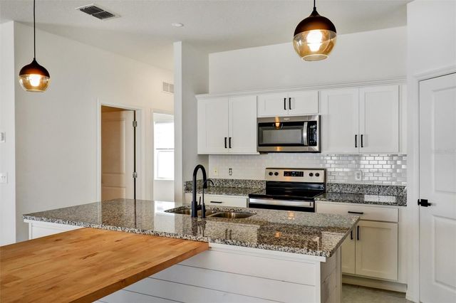 5860 BOVINE DRIVE, St Cloud, FL 34771