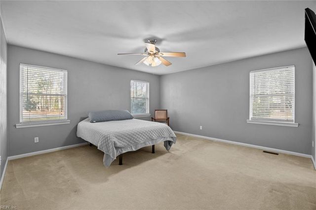 5916 Hattie ST, Virginia Beach, VA 23457