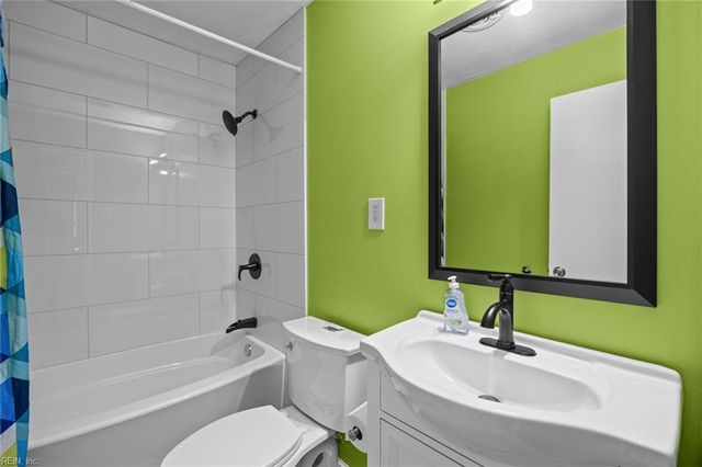 5916 Hattie ST, Virginia Beach, VA 23457