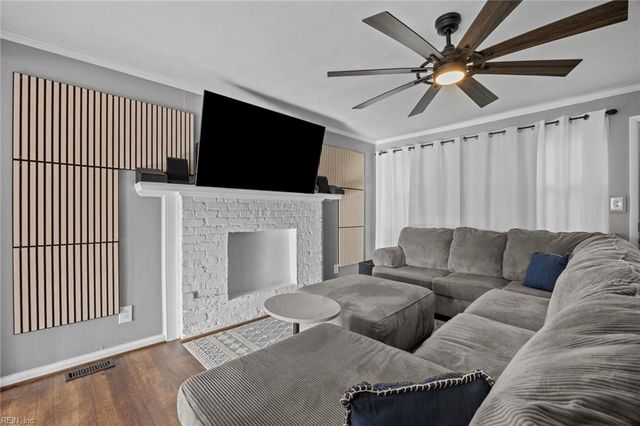 5916 Hattie ST, Virginia Beach, VA 23457