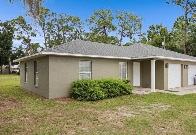 1105 N ROCKINGHAM AVENUE, Tavares, FL 32778