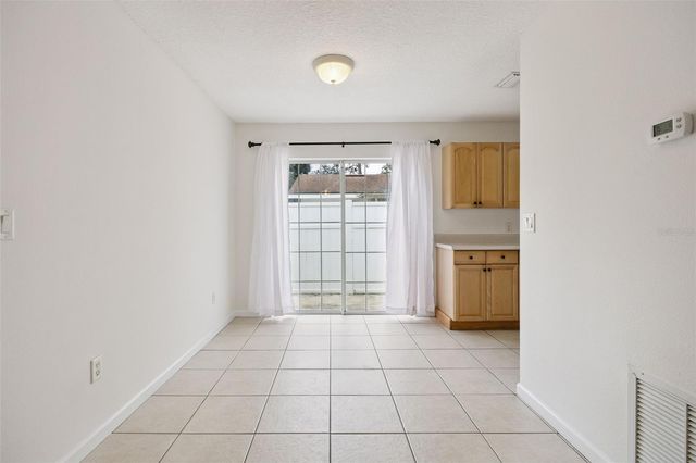 1105 N ROCKINGHAM AVENUE, Tavares, FL 32778