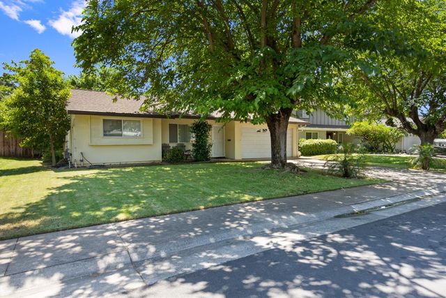 9116 Feather River Way, Sacramento, CA 95826