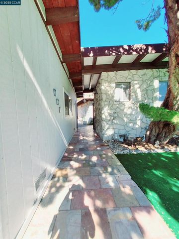 4900 John Muir Rd, Martinez, CA 94553