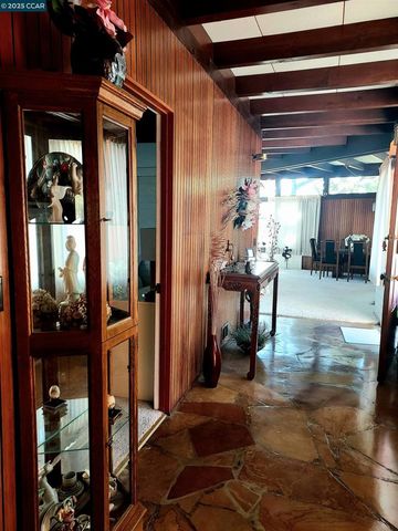 4900 John Muir Rd, Martinez, CA 94553