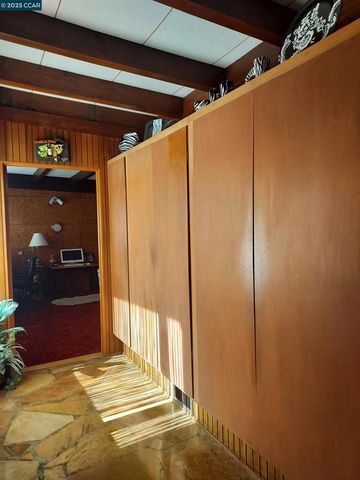 4900 John Muir Rd, Martinez, CA 94553