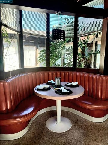 4900 John Muir Rd, Martinez, CA 94553