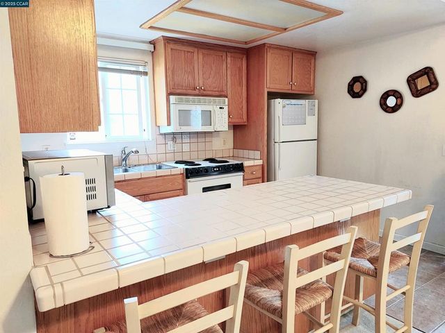 4900 John Muir Rd, Martinez, CA 94553