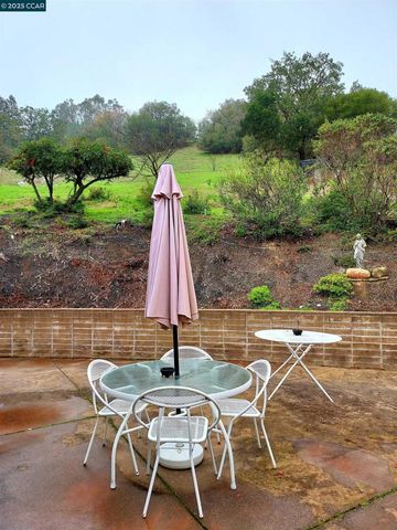 4900 John Muir Rd, Martinez, CA 94553