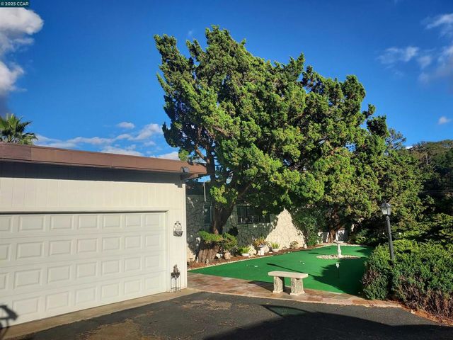 4900 John Muir Rd, Martinez, CA 94553