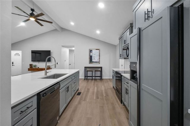 3 Garrison Lane, Bella Vista, AR 72714