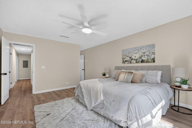 1923 BIGGERS Road, Jacksonville, FL 32216