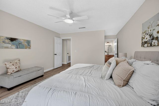 1923 BIGGERS Road, Jacksonville, FL 32216