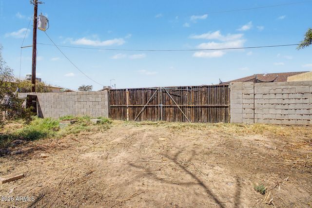 636 W Rio Salado Parkway, Mesa, AZ 85201