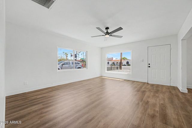 636 W Rio Salado Parkway, Mesa, AZ 85201