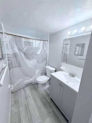 11705 3RD STREET E 8, Treasure Island, FL 33706