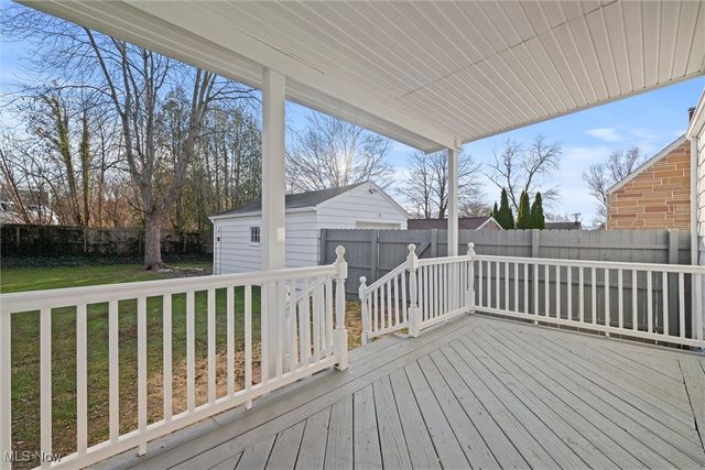 31 Rockdale Avenue, Boardman, OH 44512