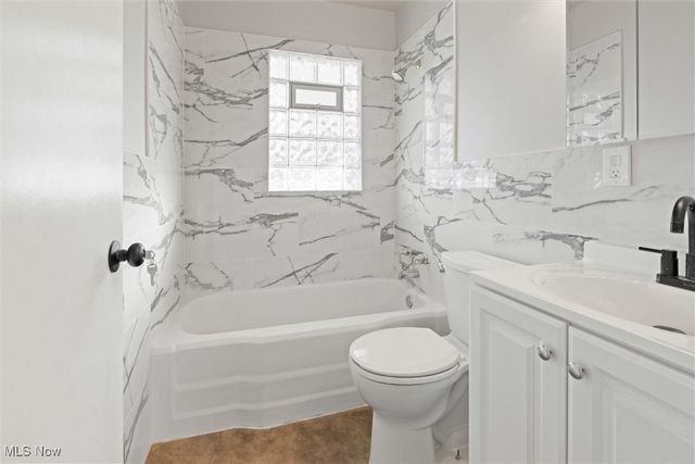 31 Rockdale Avenue, Boardman, OH 44512