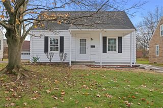 31 Rockdale Avenue, Boardman, OH 44512