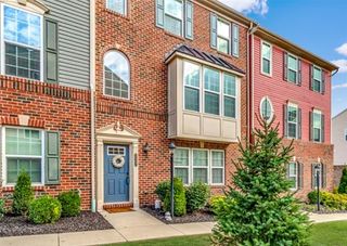 227 Thornapple Lane, Cranberry Twp, PA 16066