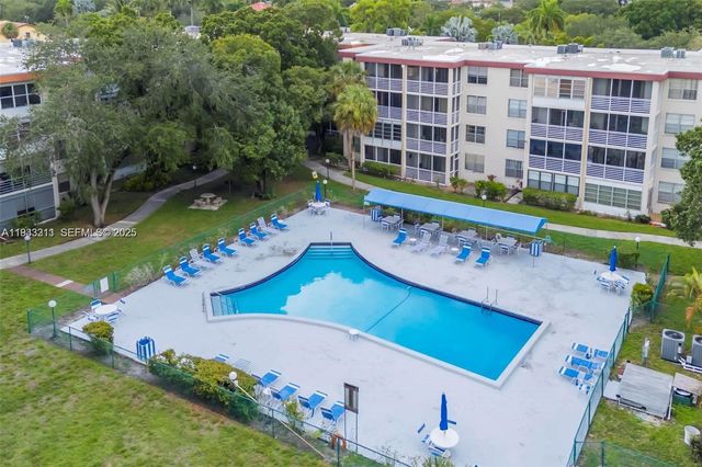 2601 NW 48TH TERRACE 147, Lauderdale Lakes, FL 33313