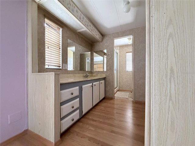 1610 REYNOLDS ROAD 11, Lakeland, FL 33801