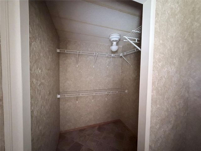 1610 REYNOLDS ROAD 11, Lakeland, FL 33801