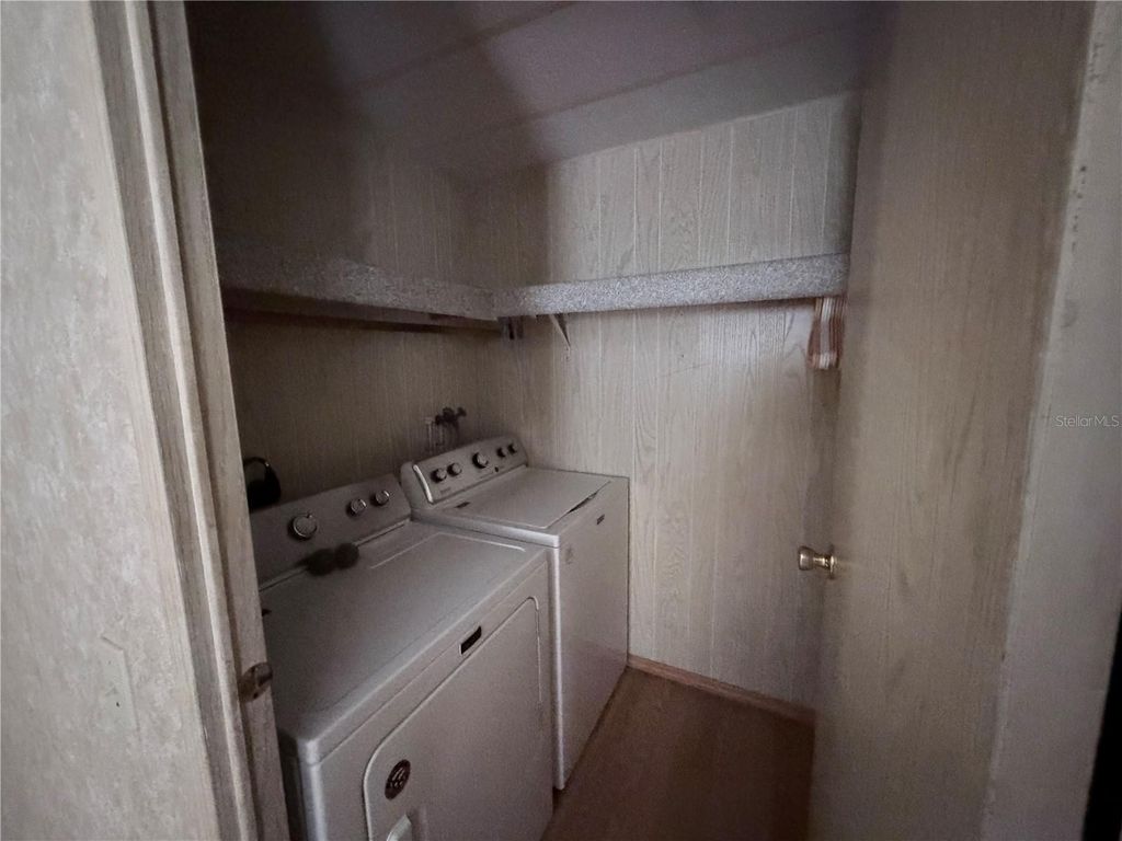 Image 14 of property listing at 1610 REYNOLDS ROAD 11, Lakeland, FL 33801