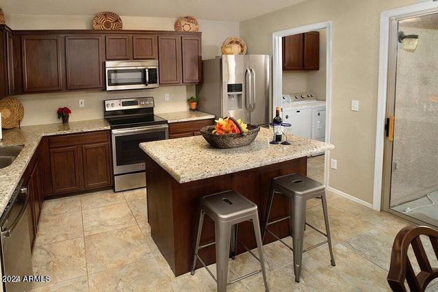 3333 S Conestoga Road, Apache Junction, AZ 85119