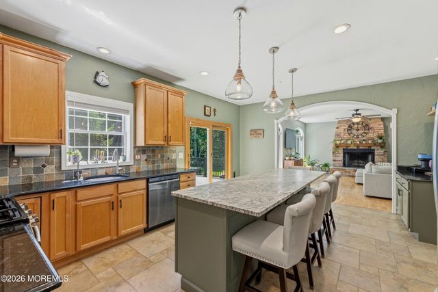 15 Russell Road, Freehold, NJ 07728