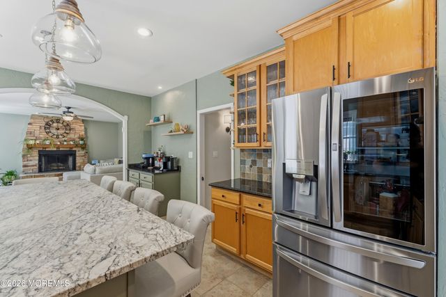 15 Russell Road, Freehold, NJ 07728