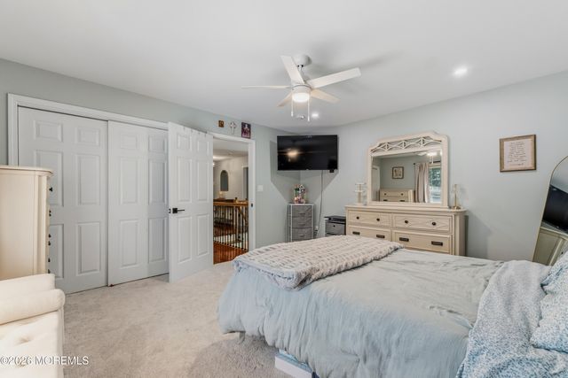 15 Russell Road, Freehold, NJ 07728